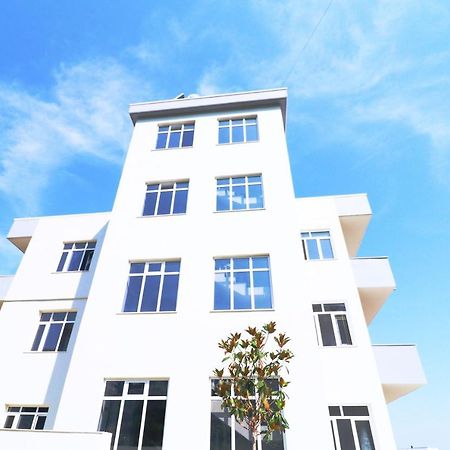 Hotel Kristal Vlorë Exterior foto