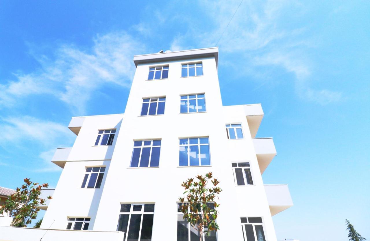 Hotel Kristal Vlorë Exterior foto