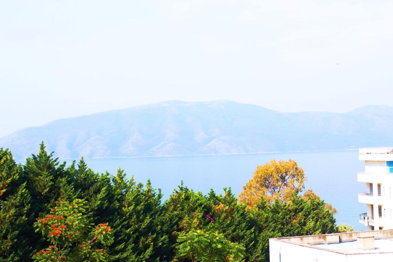 Hotel Kristal Vlorë Exterior foto