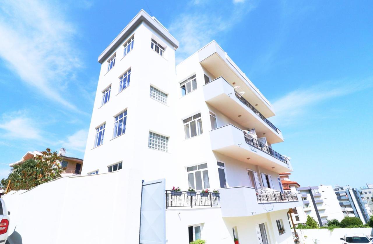 Hotel Kristal Vlorë Exterior foto